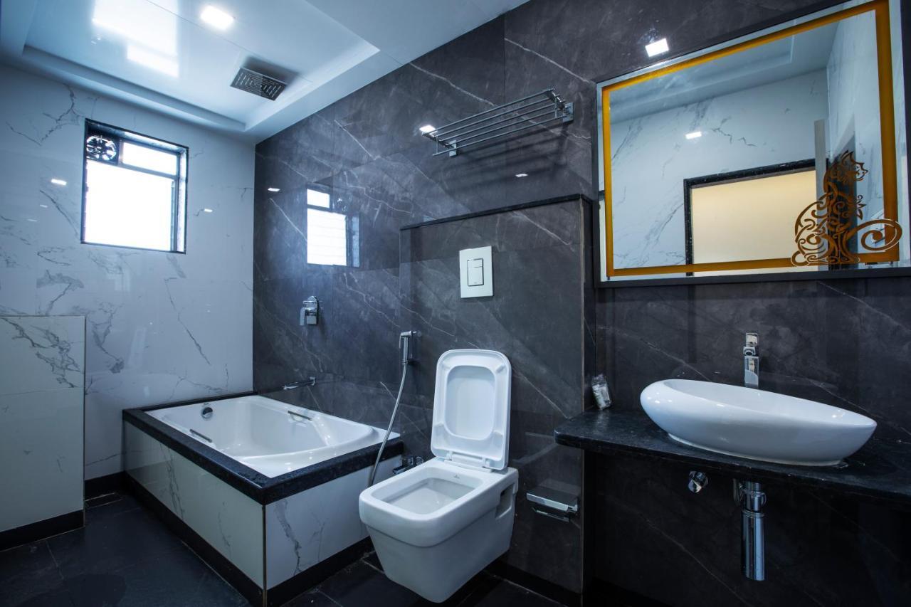Hotel Megh Residency Navi Mumbai Exterior foto
